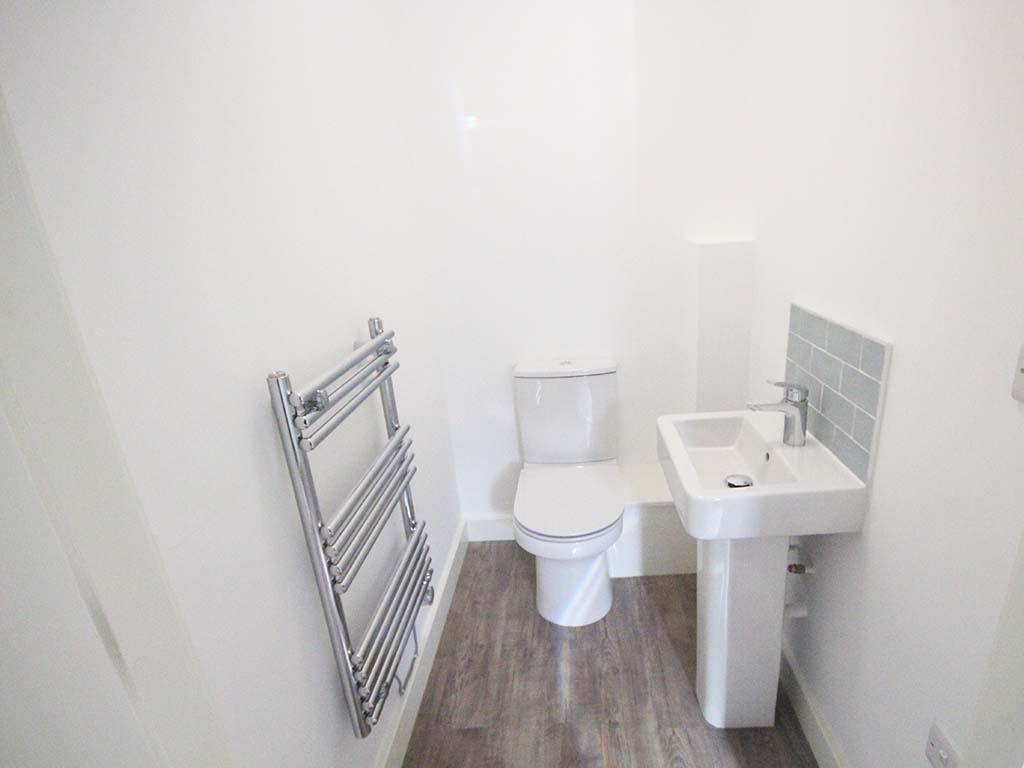 2 bedroom apartment To Let in Barnoldswick - IMG_7212.jpg